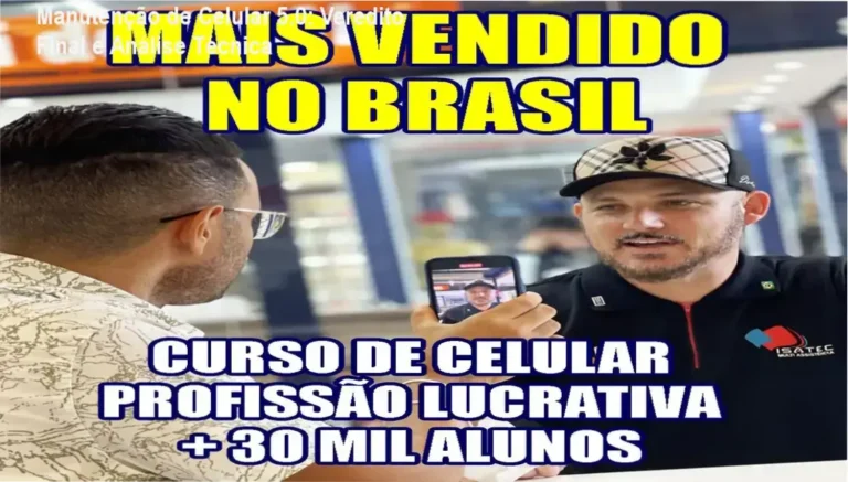 Técnico realizando manutenção avançada de placa de smartphone utilizando microscópio e estação de solda